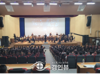 국군위문예술단, 자운대 장병들과 음악회 열어 ,, 「뮤즈윈드 오케스트라와 함께 떠나는 가을여행」