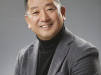 부안 출신 이윤복 대표단장, (사)국군위문예술단 군 장병 위문공연 1천회 맞아